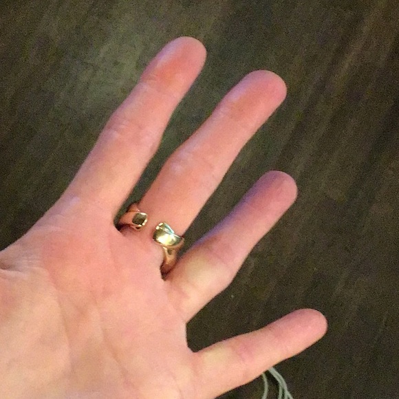 NEW! Seashell conch ring - Picture 5 of 5